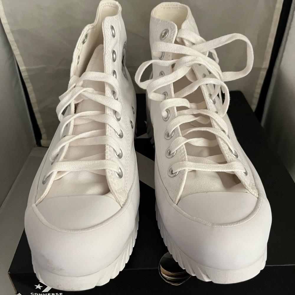 Chuck Taylor All Star Lugged 2.0 - W9 M7 - Picture 5 of 13